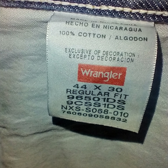 Wrangler Regular Fit Blue Medium Wash Denim Jeans Men's sz 44x30. - Picture 6 of 7